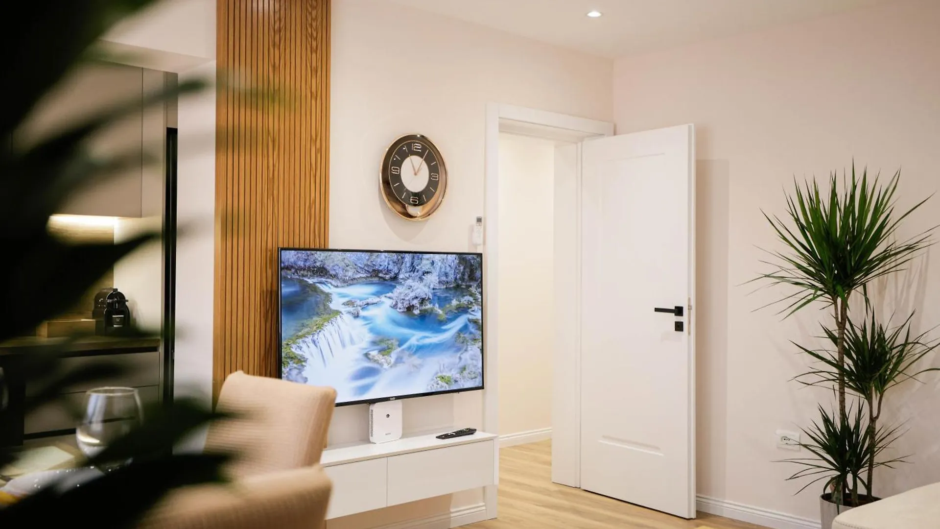 Urban Deluxe Apartments Τίρανα