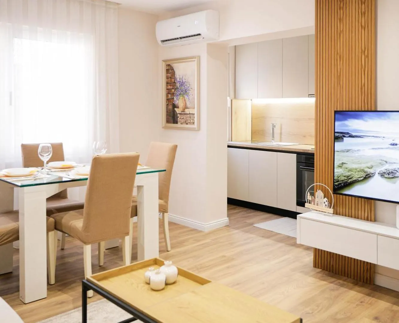 Urban Deluxe Apartments Τίρανα 0*,  Αλβανία