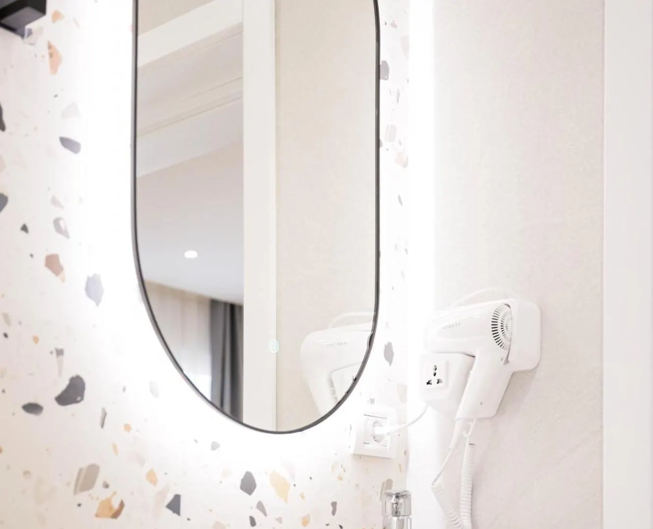 Urban Deluxe Apartments Τίρανα
