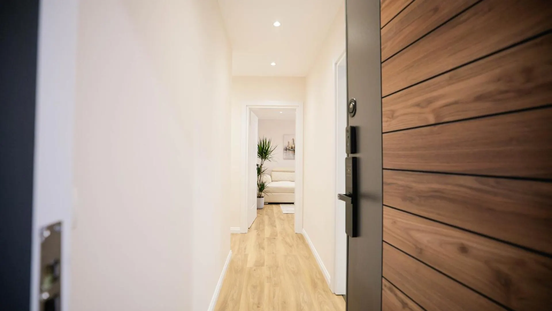 Urban Deluxe Apartments Τίρανα