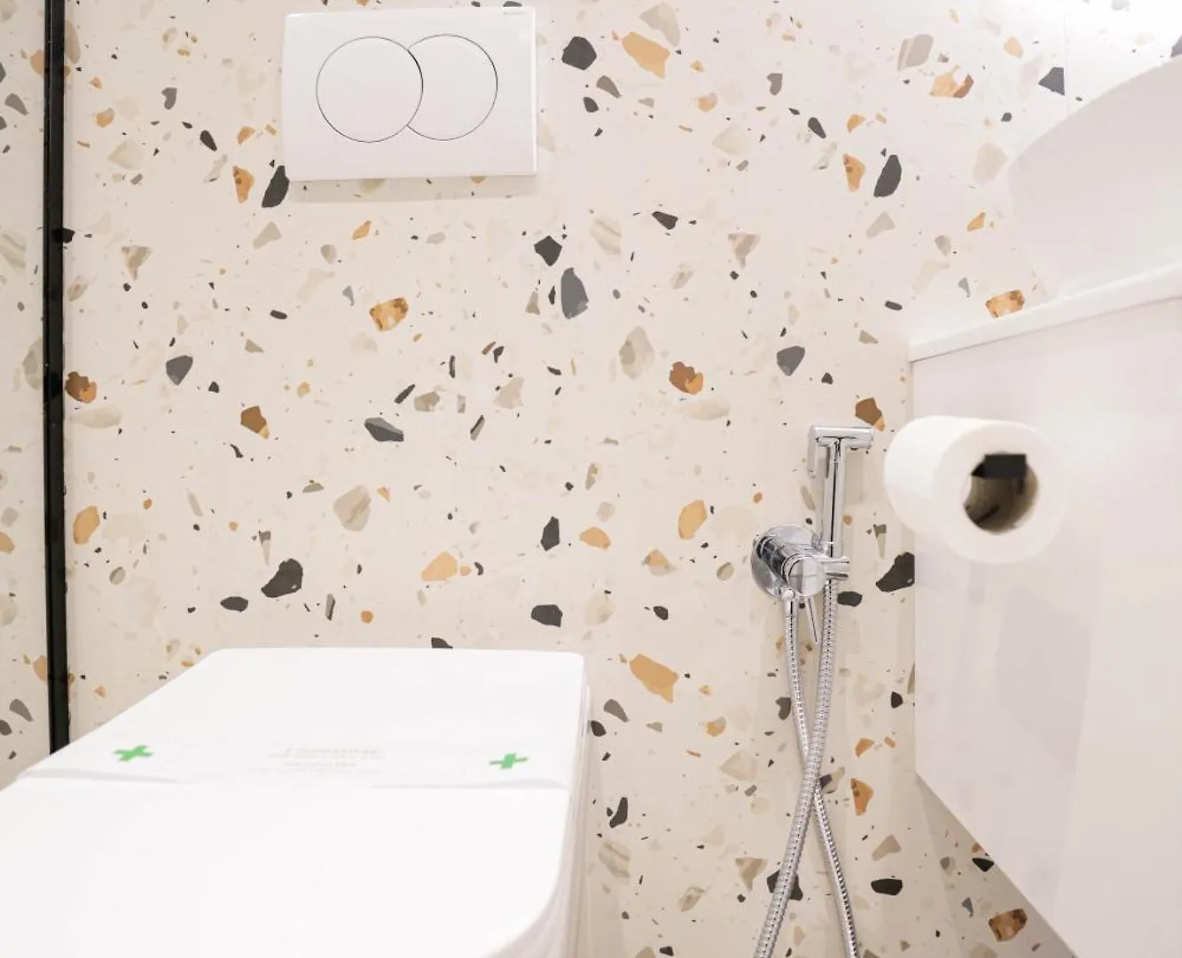 Urban Deluxe Apartments Τίρανα